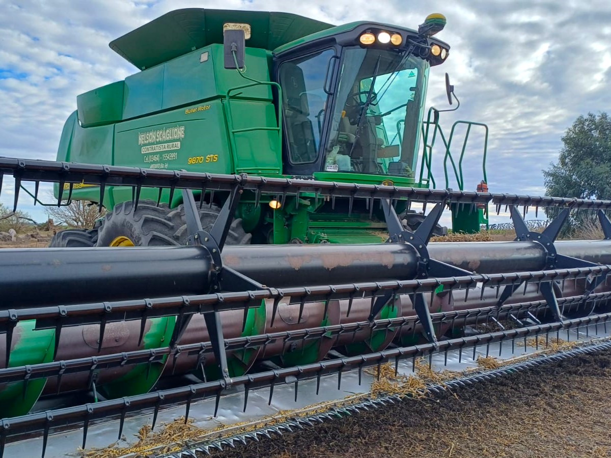 Cosechadora John Deere 9870, año 2008