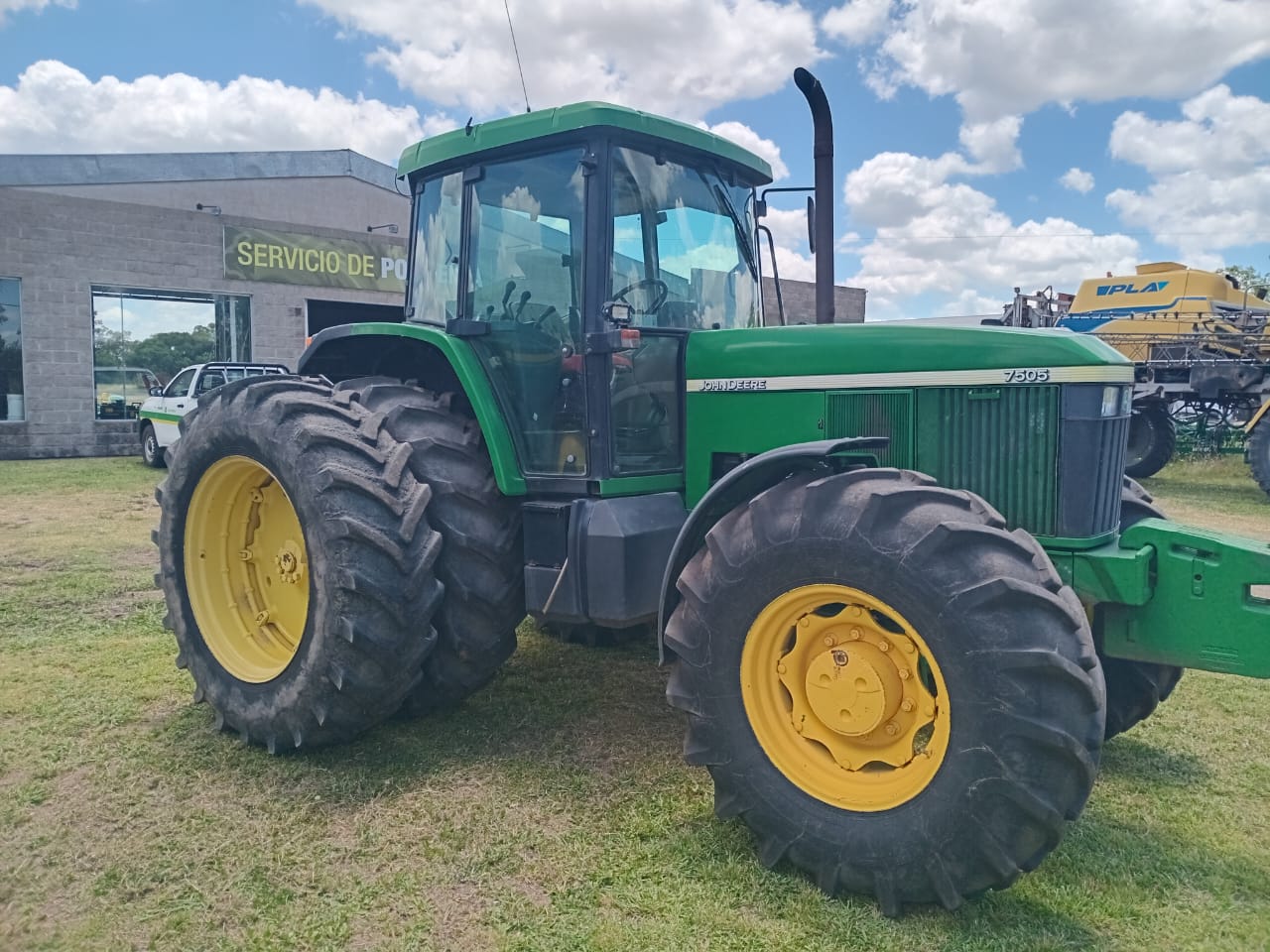 Tractor John Deere 7505, año 2004
