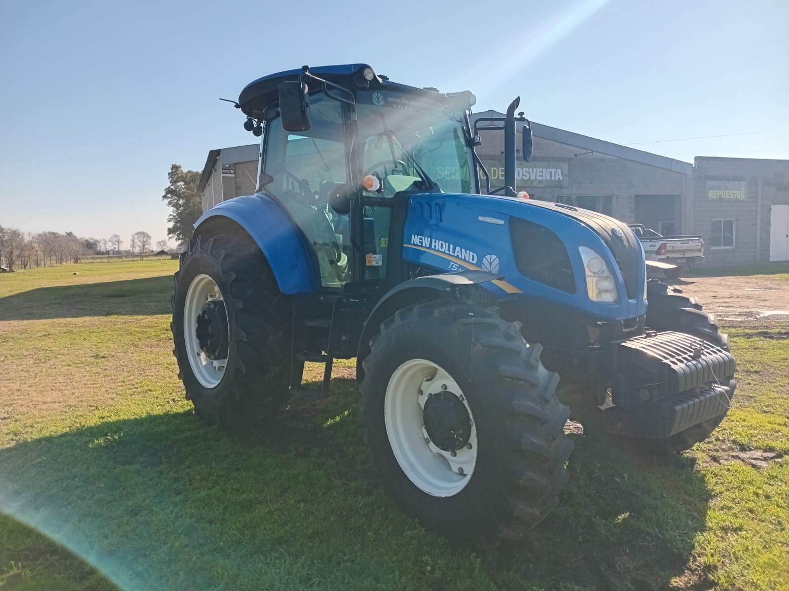 Tractor New Holland T5 110 S, año 2022